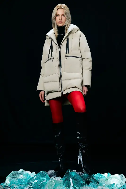 092 Universe® Women’s Thickened Down Jacket